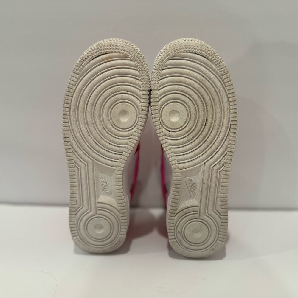 AIR FORCE 1 LOW PS Valentine's Day 2023 Youth size 4.5 - Picture 7 of 9